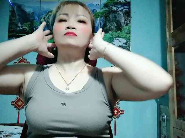 Linhanhsex2k webcam