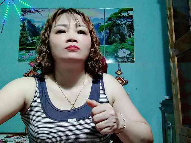 Linhanhsex2k webcam