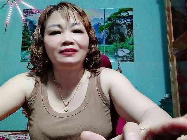 Linhanhsex2k webcam