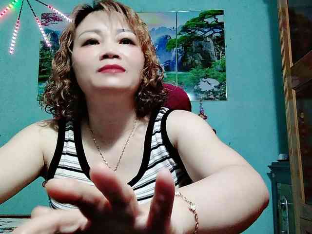 Linhanhsex2k webcam