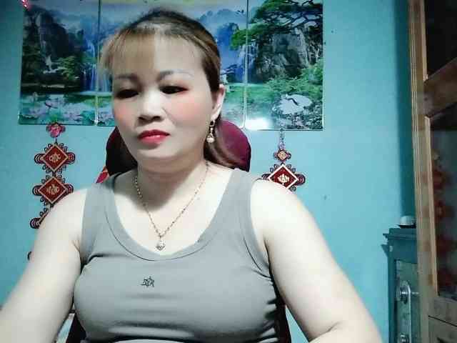 Linhanhsex2k webcam