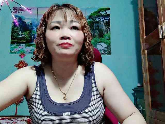 Linhanhsex2k webcam