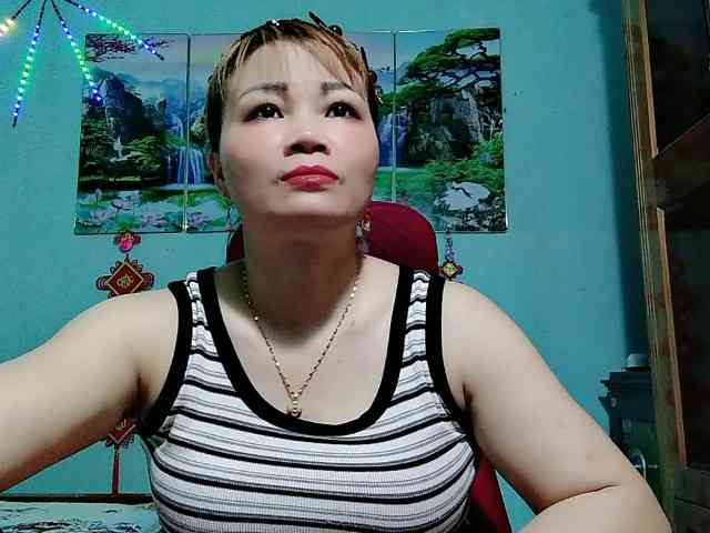Linhanhsex2k webcam