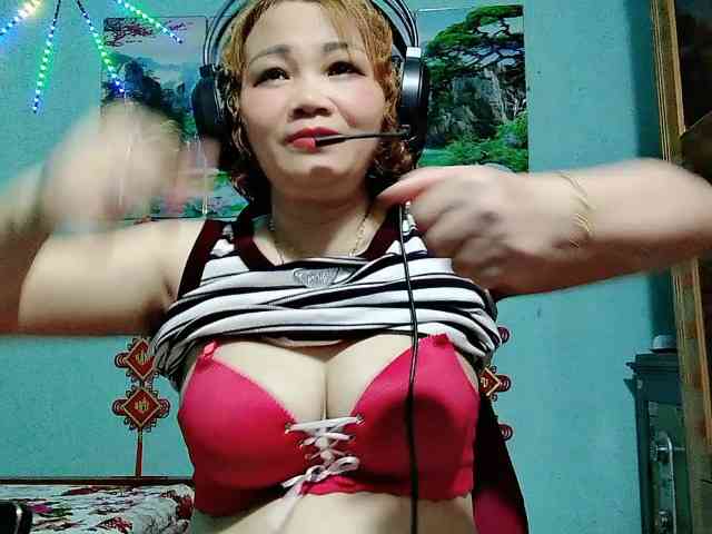 Linhanhsex2k webcam