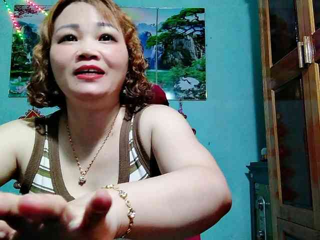 Linhanhsex2k webcam