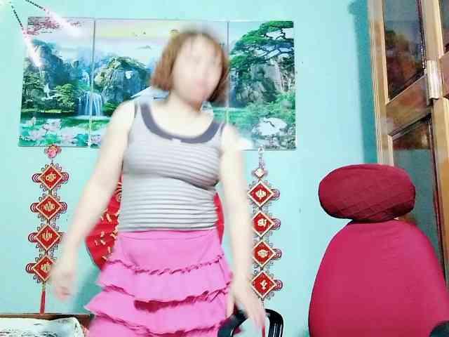 Linhanhsex2k webcam