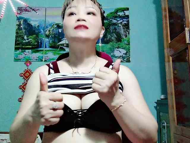 Linhanhsex2k webcam