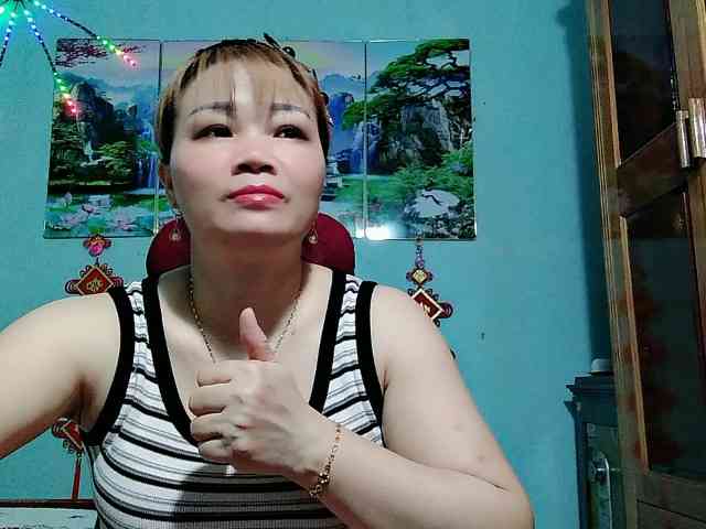 Linhanhsex2k webcam