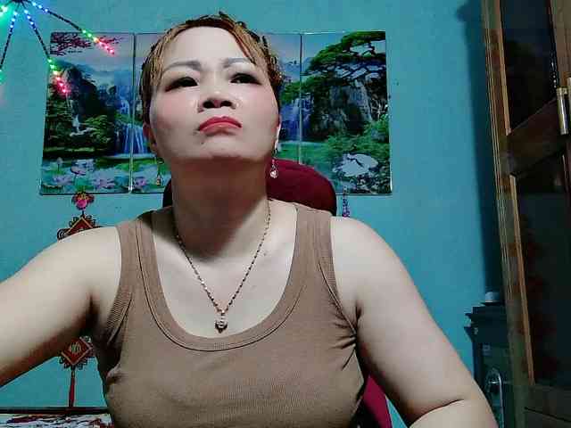 Linhanhsex2k webcam