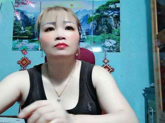 Linhanhsex2k webcam