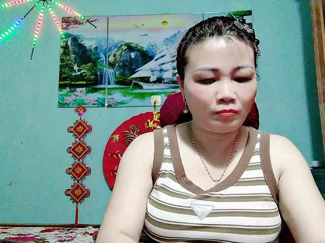 Linhanhsex2k webcam