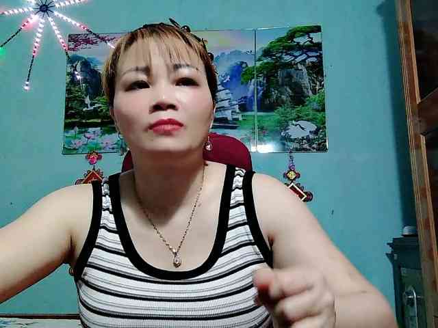 Linhanhsex2k webcam
