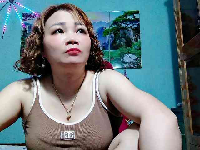 Linhanhsex2k webcam