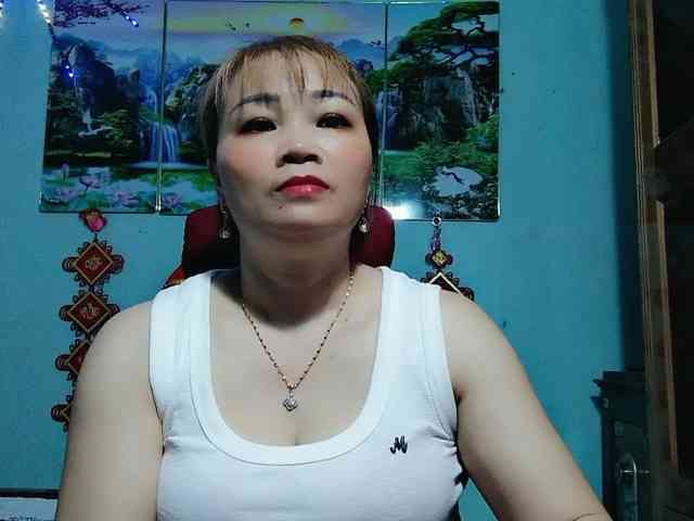Linhanhsex2k webcam