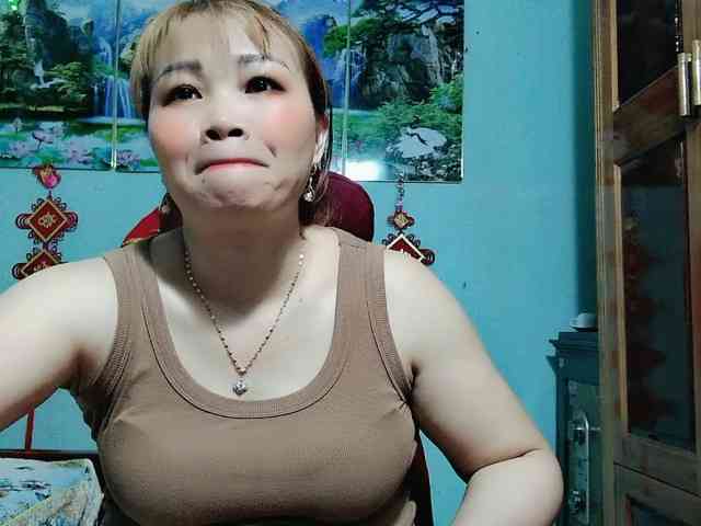 Linhanhsex2k webcam