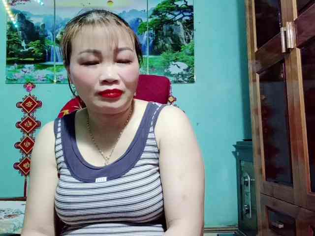 Linhanhsex2k webcam