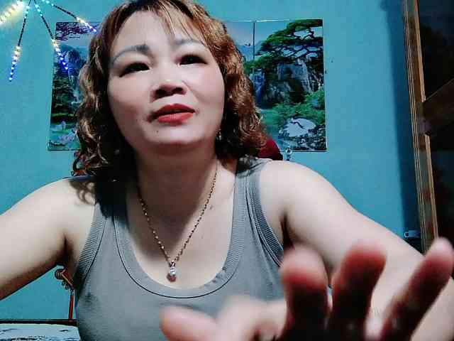 Linhanhsex2k webcam