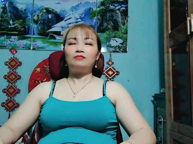 Linhanhsex2k webcam