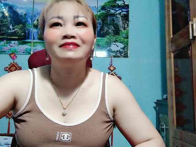 Linhanhsex2k webcam