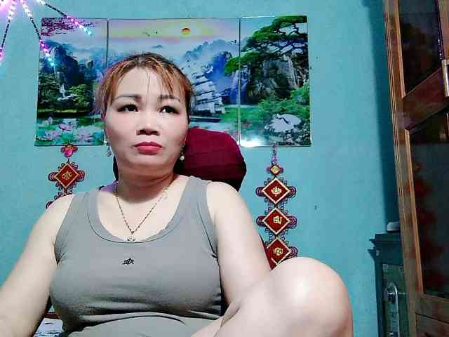 Linhanhsex2k webcam
