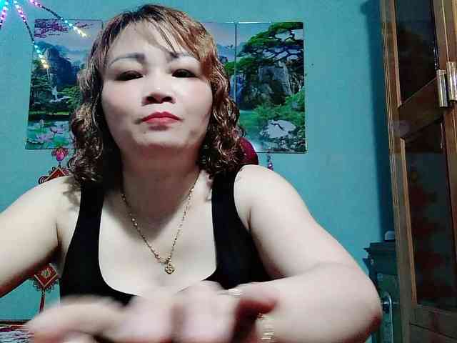 Linhanhsex2k webcam