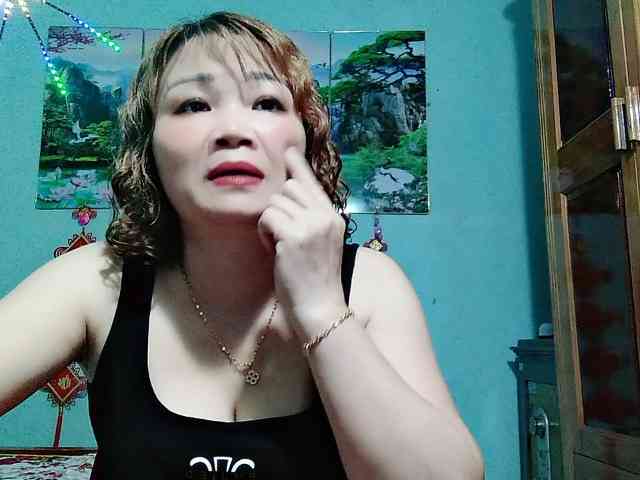 Linhanhsex2k webcam