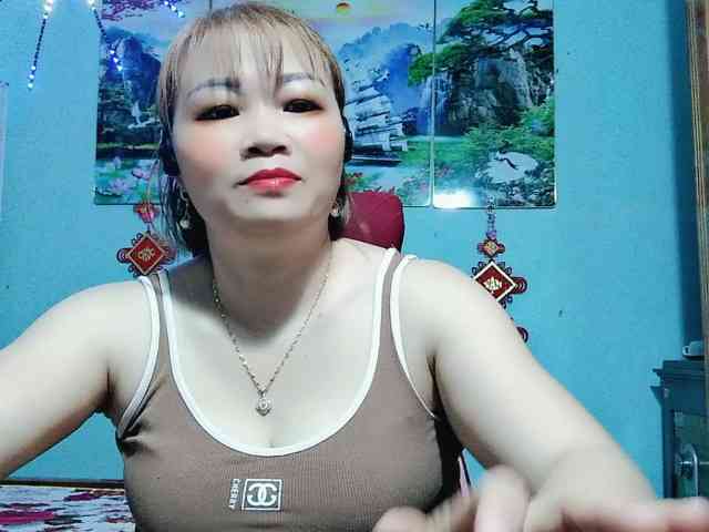 Linhanhsex2k webcam