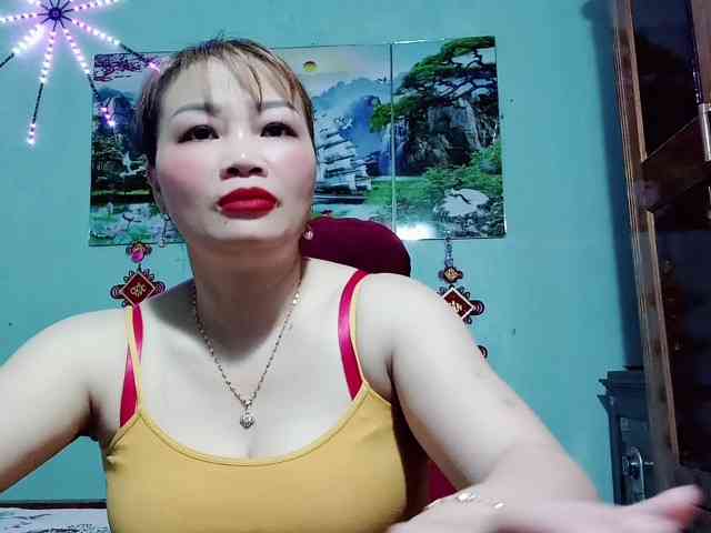 Linhanhsex2k webcam