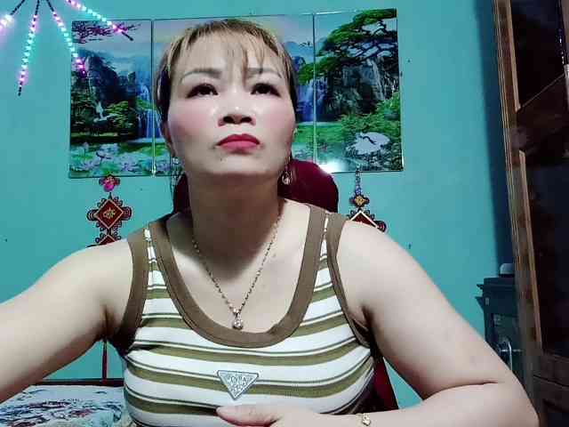 Linhanhsex2k webcam