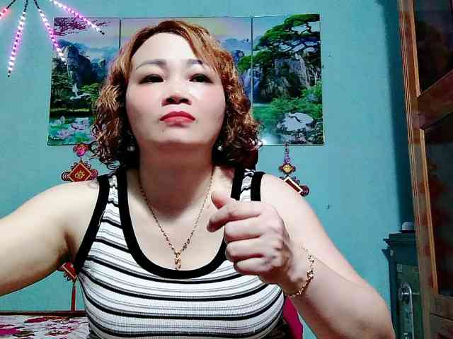 Linhanhsex2k webcam