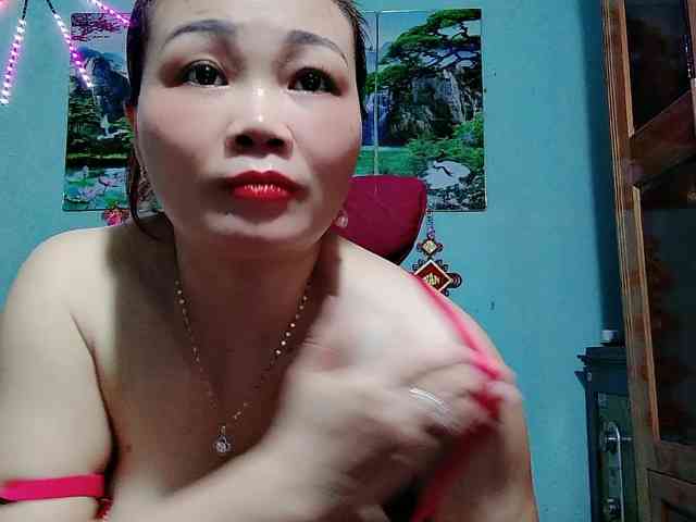 Linhanhsex2k webcam