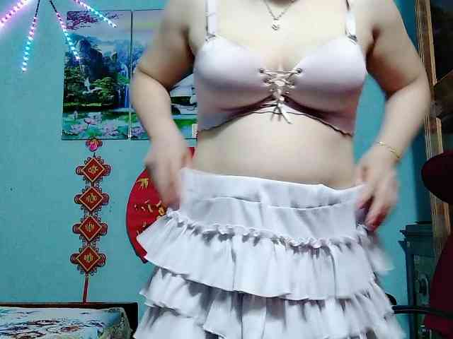 Linhanhsex2k webcam