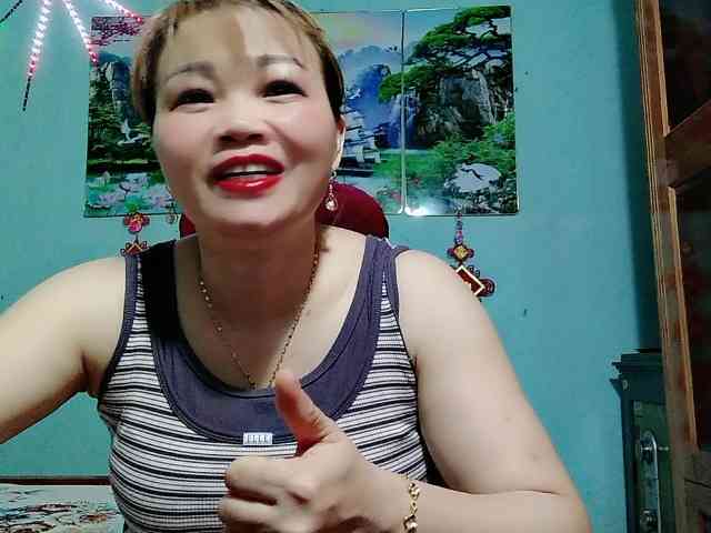 Linhanhsex2k webcam