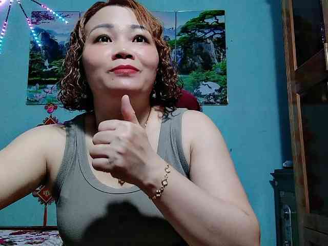 Linhanhsex2k webcam