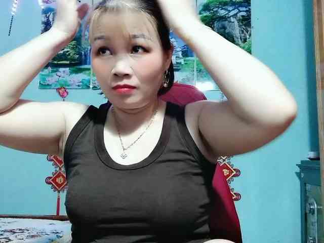 Linhanhsex2k webcam