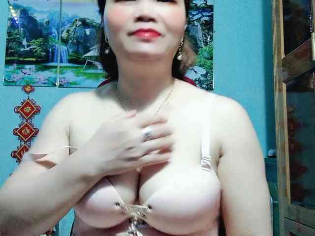 Linhanhsex2k webcam