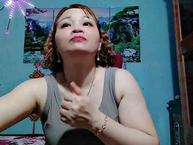 Linhanhsex2k webcam