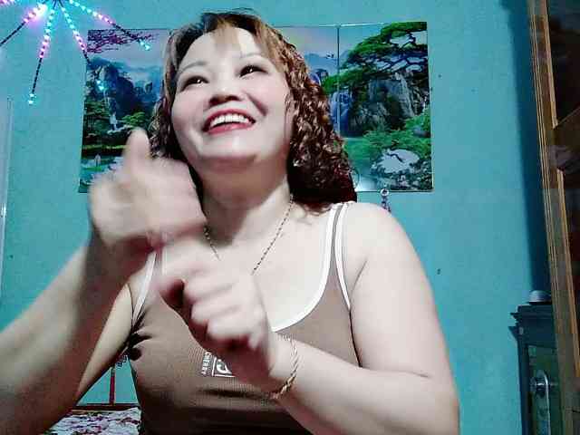 Linhanhsex2k webcam