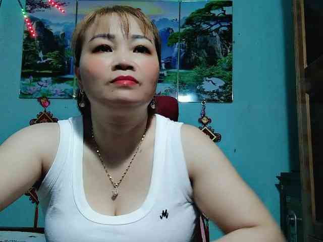 Linhanhsex2k webcam