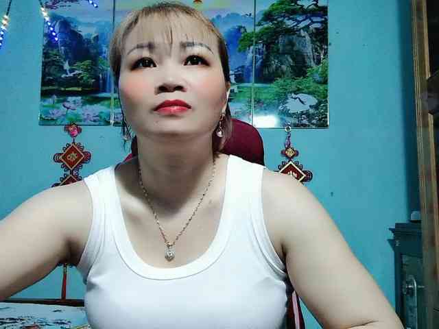 Linhanhsex2k webcam