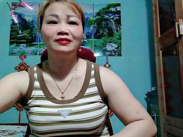 Linhanhsex2k webcam