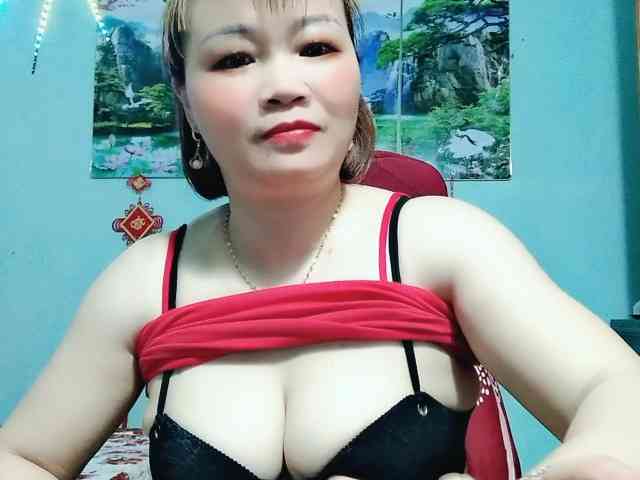 Linhanhsex2k webcam
