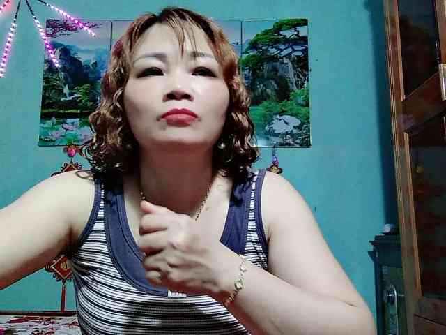 Linhanhsex2k webcam
