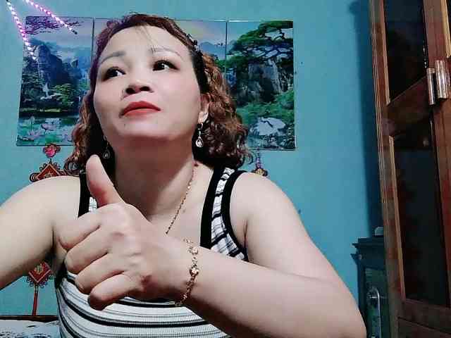 Linhanhsex2k Live Webcam on BongaCams