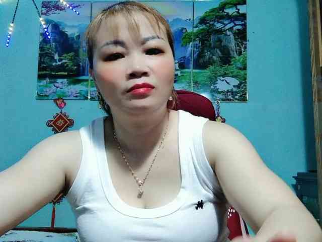 Linhanhsex2k webcam