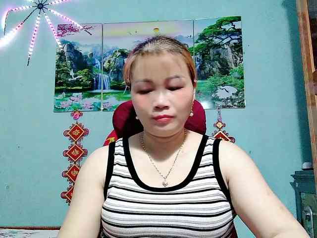 Linhanhsex2k webcam