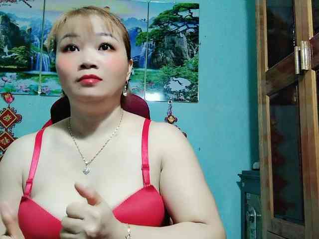 Linhanhsex2k webcam