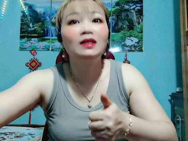 Linhanhsex2k webcam