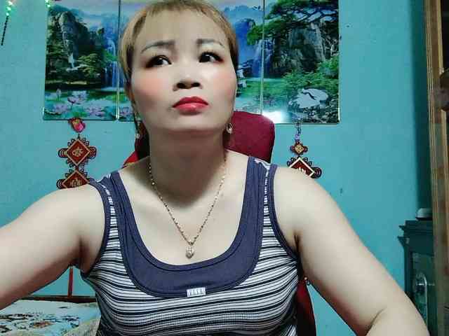 Linhanhsex2k webcam