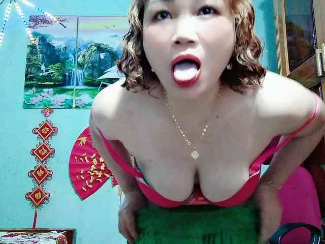 Linhanhsex2k webcam
